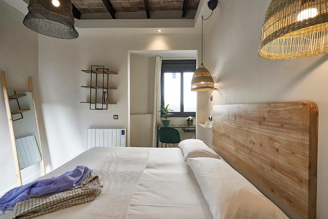 AinB Eixample - Miró Apartments Barcelona