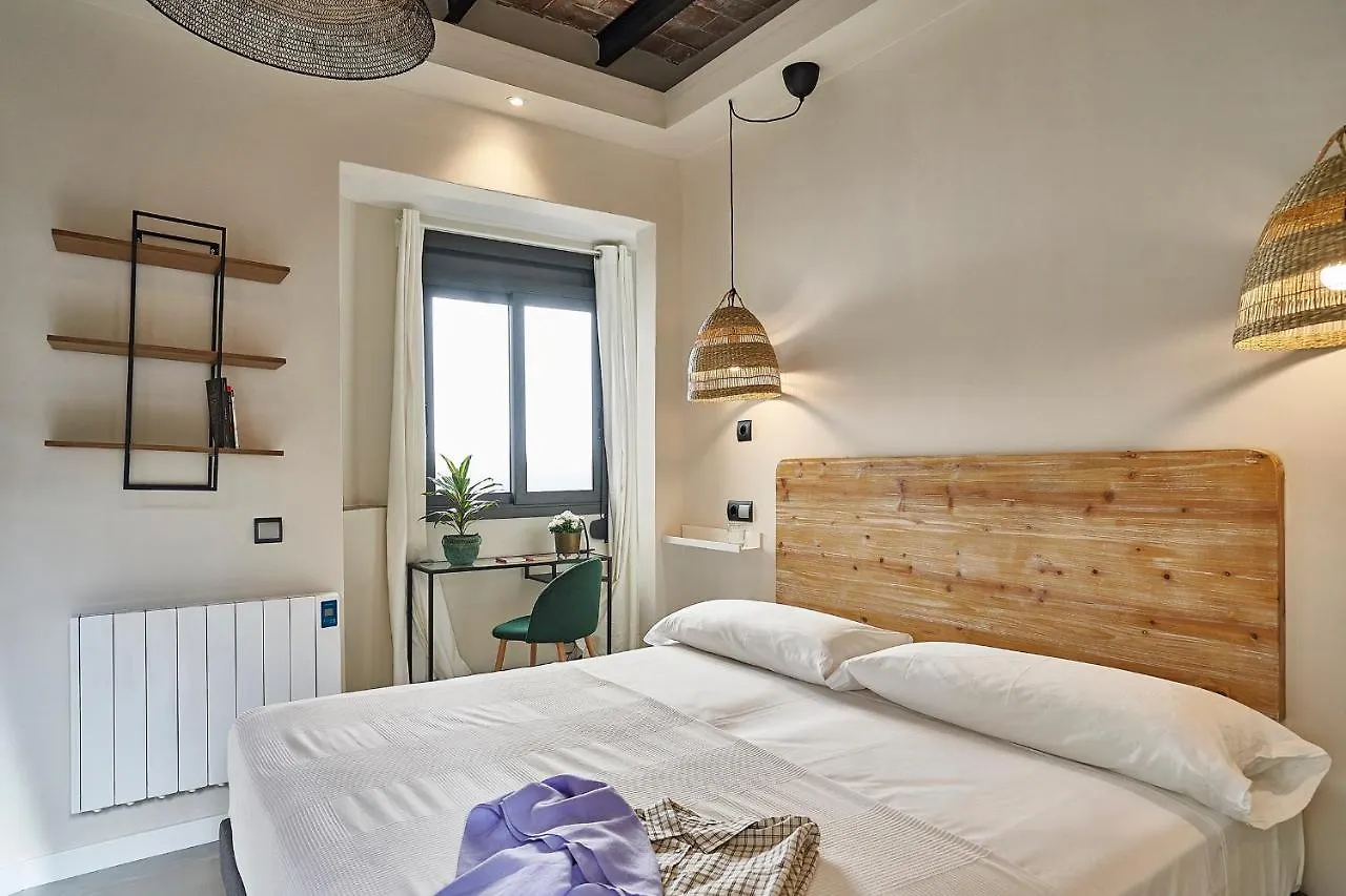 AinB Eixample - Miró Apartments Barcelona