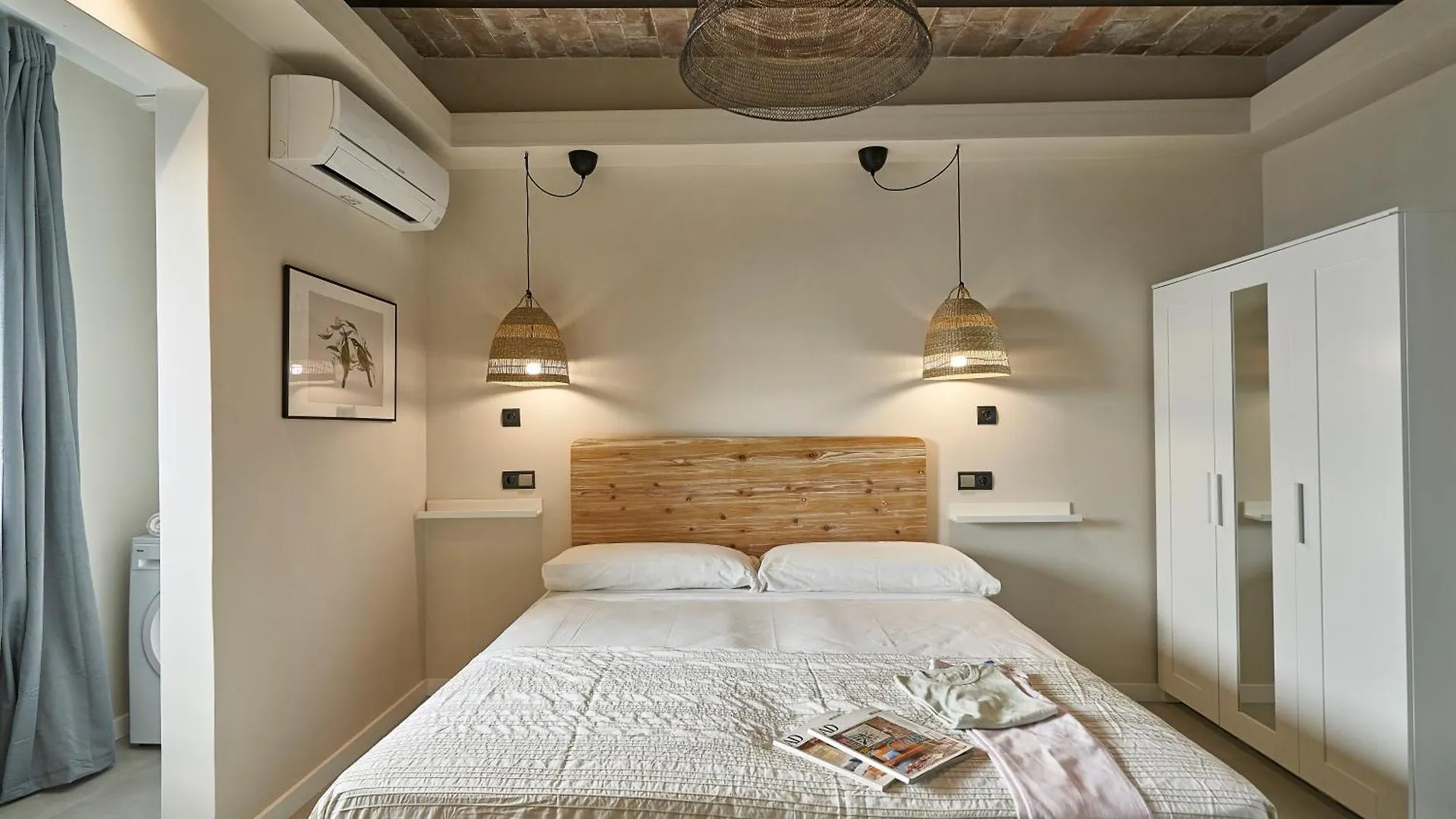 AinB Eixample - Miró Apartments Barcelona