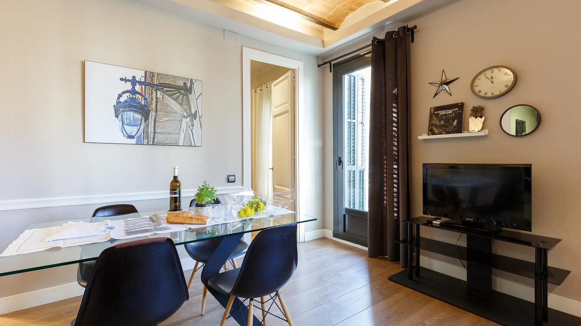 Ainb Eixample-Miro Apartments Barcelona
